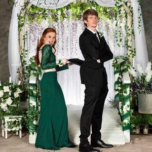 Meet your Posher, Emery